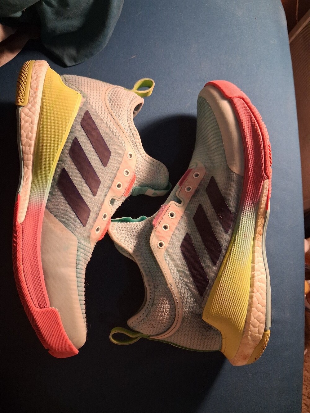 Womens Adidas Crazyflight Mid Sz 8 Excellect Condition